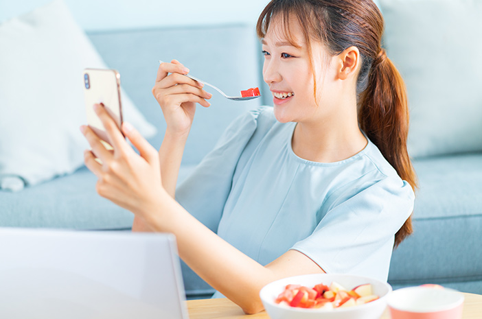 Inilah Jenis Makanan yang Bisa Meredakan Stres