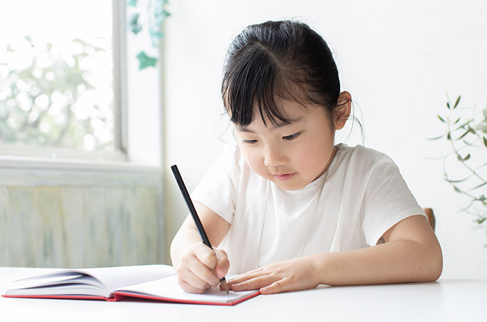 Homeschooling atau Sekolah Konvensional di Masa Pandemi untuk Anak?