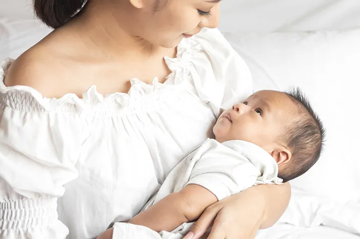 Alasan Bayi Lebih Berisiko Tularkan COVID-19 ke Keluarganya