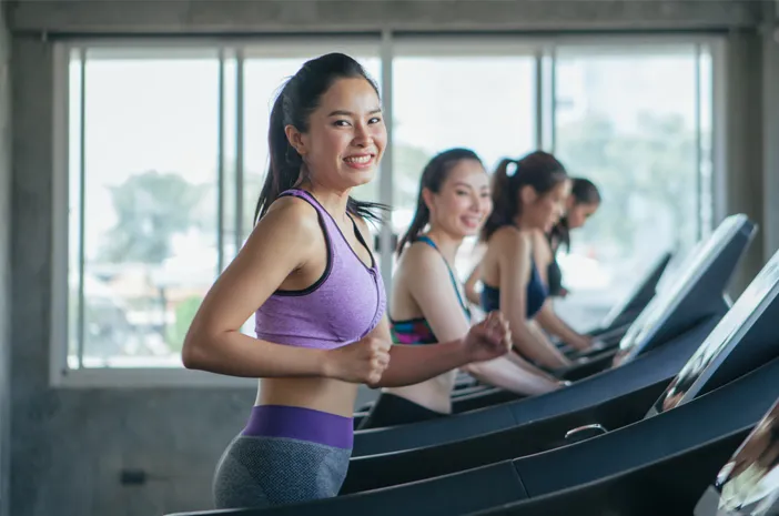 6 Etiket yang Perlu Diperhatikan saat Workout di Gym