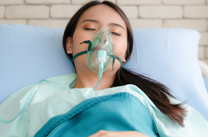 Varian Omicron Tingkatkan Risiko Infeksi Ulang COVID-19