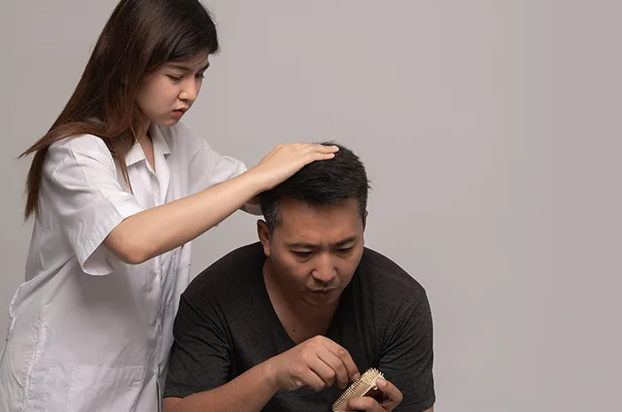 Cek Fakta: Ketahui Risiko dari Transplantasi Rambut