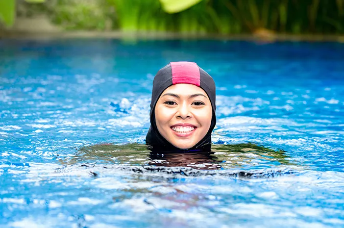 Ingin Berenang saat Puasa? Ini Waktu yang Tepat