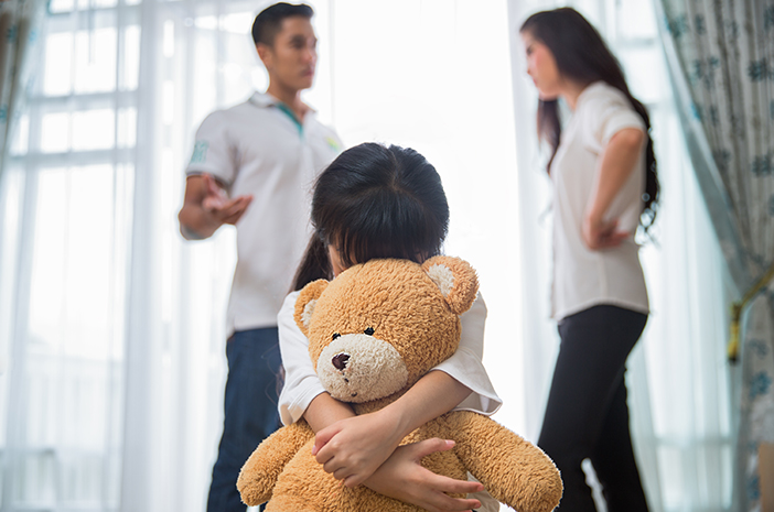 Alasan Perceraian Akibat Perselingkuhan Menyakitkan untuk Anak