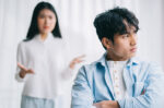 cara-menghadapi-seseorang-yang-berlaku-playing-victim-halodoc