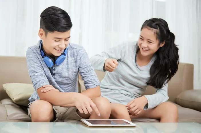 Ibu, Inilah 3 Tanda Pubertas Pada Anak yang Perlu Diketahui