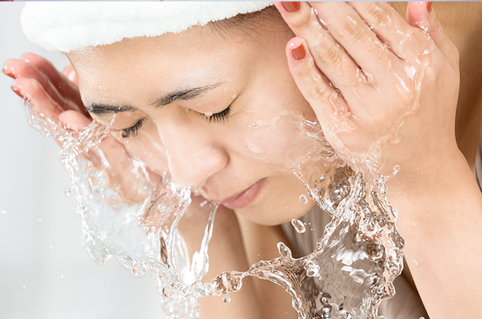 Ilustrasi visual bahan alami untuk mencerahkan wajah mengapa memilih bahan alami untuk mencerahkan wajah?