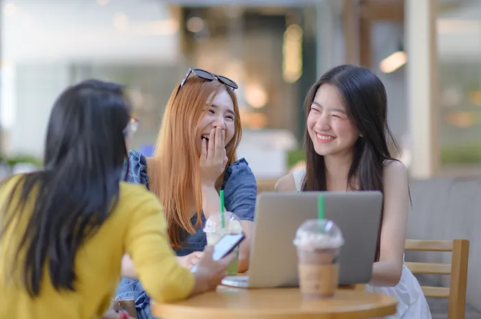 3 Alasan Jumlah Teman Berkurang Semakin Usia Bertambah
