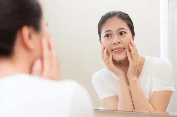 Ingin Wajah Tirus? Ini 5 Cara Menghilangkan Double Chin