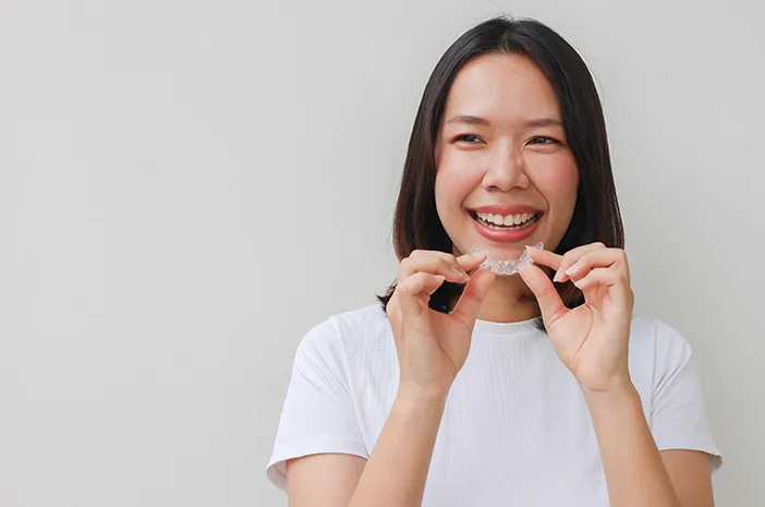 Catat, Ini Berbagai Perbedaan Aligner Gigi dan Behel