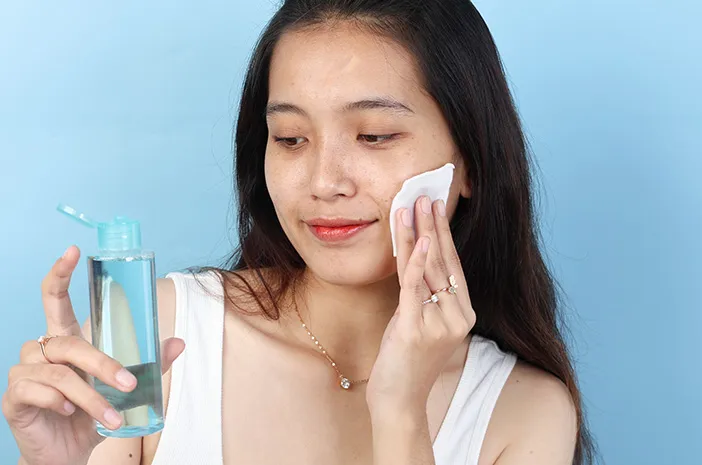 Double Cleansing pada Kulit Wajah Kering, Bolehkah?