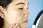 serba-serbi-concealer-fungsi-manfaat-dan-cara-memakainya-halodoc