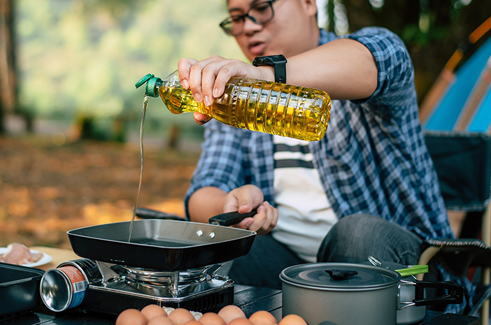 Cooking traveling. Cooking traveling. пища в походе. индия гастрономический туризм. какое масло лучше для жарки топленое или растительное.