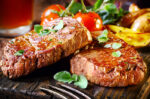 Kamu bisa coba membuat steak daging yang empuk dan juicy