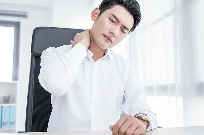 Waspada, Ini Penyebab Sakit Leher Sebelah Kanan