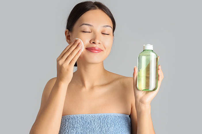 Tips Memilih Pembersih Make up Mata dan Bibir yang Aman dan Efektif