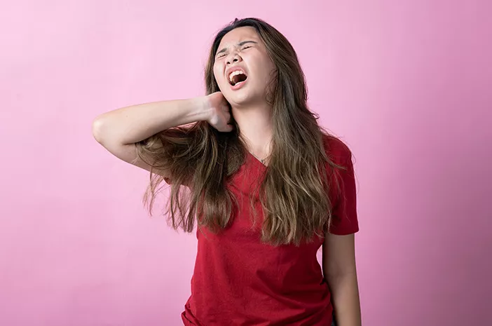 Ini Penyebab Badan Sakit Semua pada Wanita