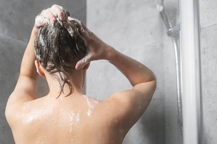 Kandungan Sampo Penghilang Uban: Apa Rahasianya?