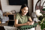Sexting: Untung Rugi, Plus Minusnya!