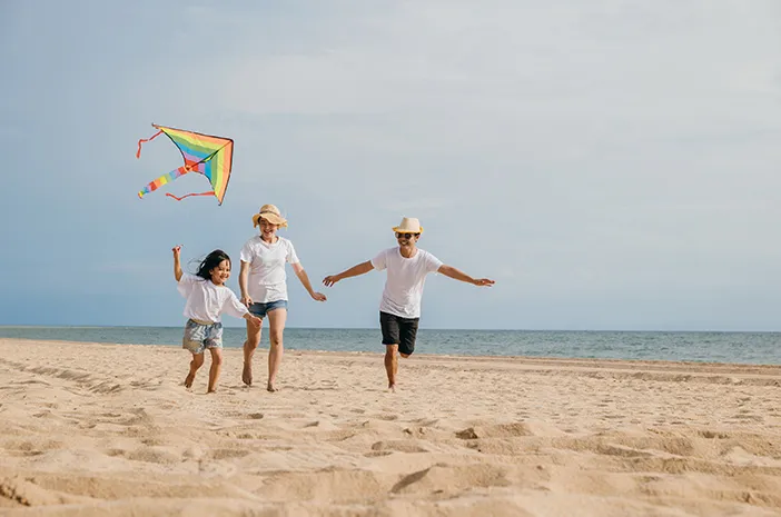 Layang Layang: Sejarah, Jenis, dan Cara Membuatnya