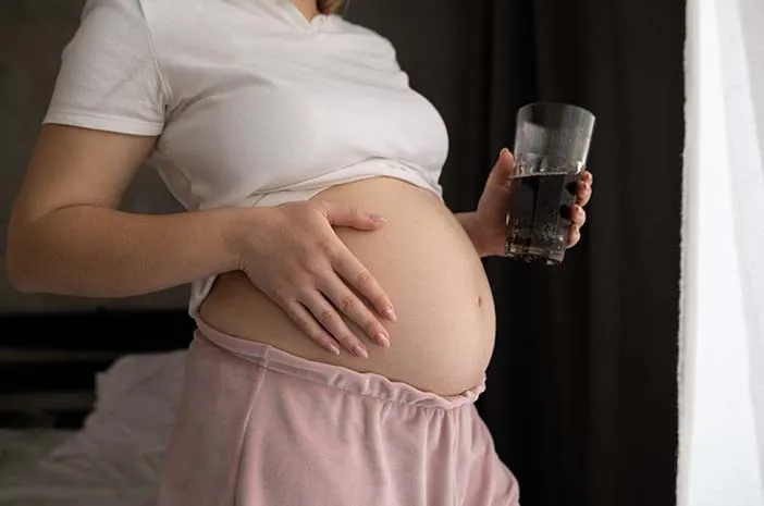 Ini Bahaya Minum Soda saat Hamil yang Perlu Diketahui