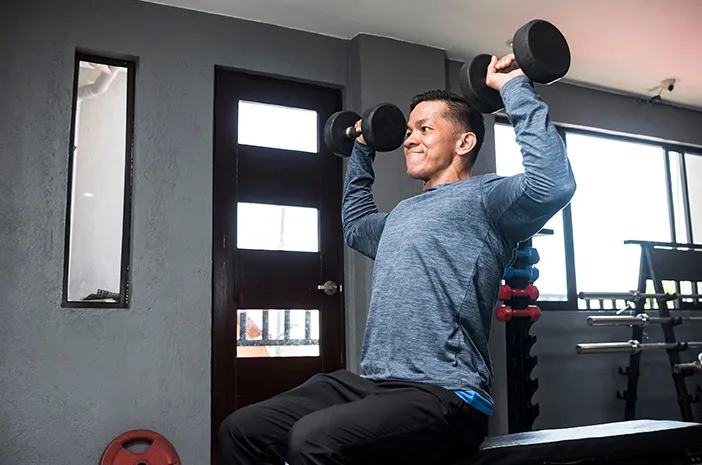 Overhead Press: Panduan Lengkap, Manfaat dan Cara Melakukan