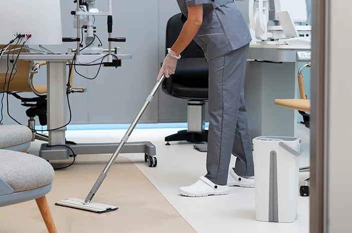 Ini Pentingnya Cleaning Service Rumah Sakit dan Tugasnya