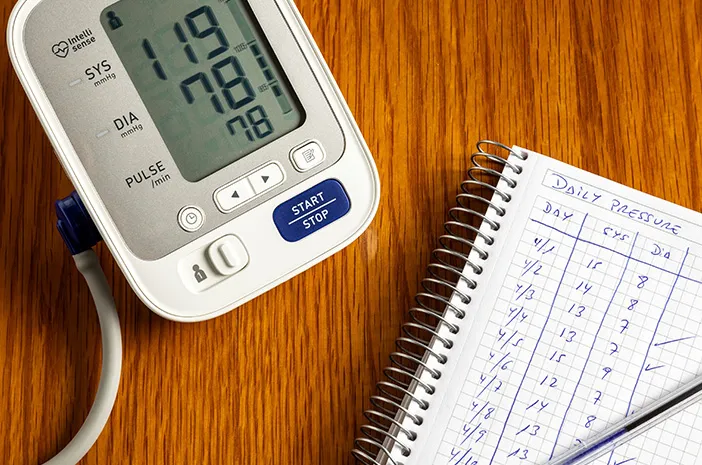 Cara Menggunakan Alat Tensi Digital Mandiri di Rumah