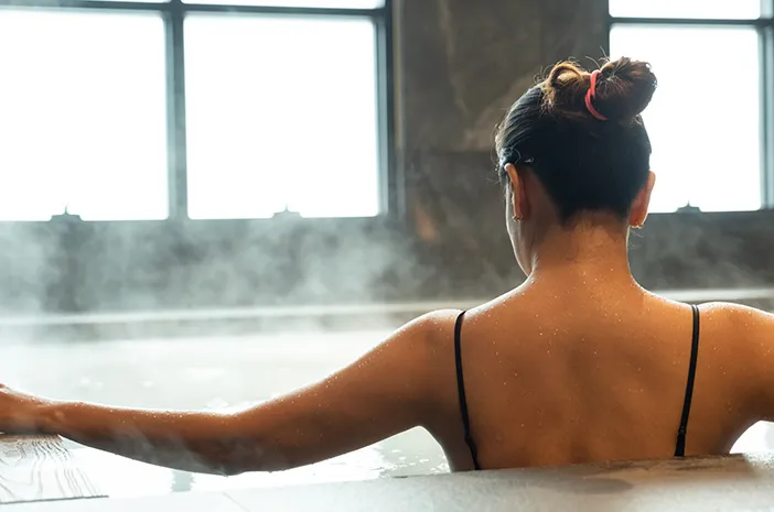 Manfaat Mandi Air Hangat untuk Kesehatan Tubuh