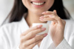 Niacinamide dan Tretinoin, Mana yang Lebih Baik untuk Atasi Jerawat?