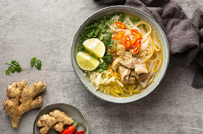 Soto Ayam: Lezatnya Kuliner Indonesia dan Kandungan Kalorinya