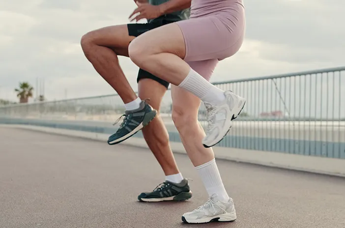 Ini Alasan Penting Pemanasan sebelum Lari