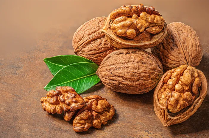 Walnut: Ketahui Manfaat dan Cara Memilih Kacang yang Segar