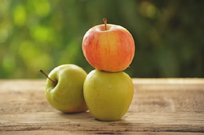 Benarkah Apel Bantu Turunkan Berat Badan? Ini Faktanya