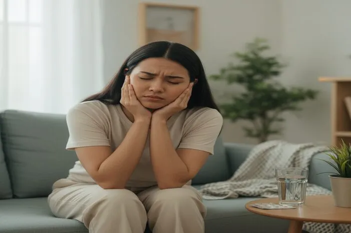 Sakit Gigi Sampai ke Telinga? Ini Penyebab dan Solusinya