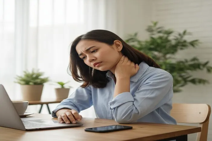 Leher Tegang Karena Apa? Ini Penyebab dan Cara Atasinya!