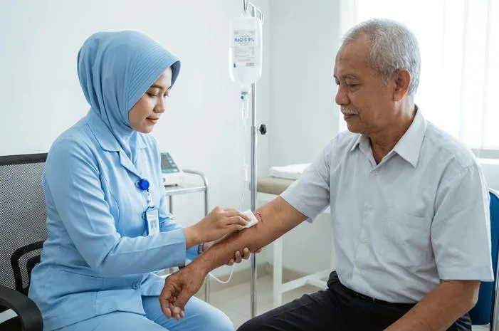 Cara Pakai Cairan Infus untuk Luka Agar Cepat Sembuh