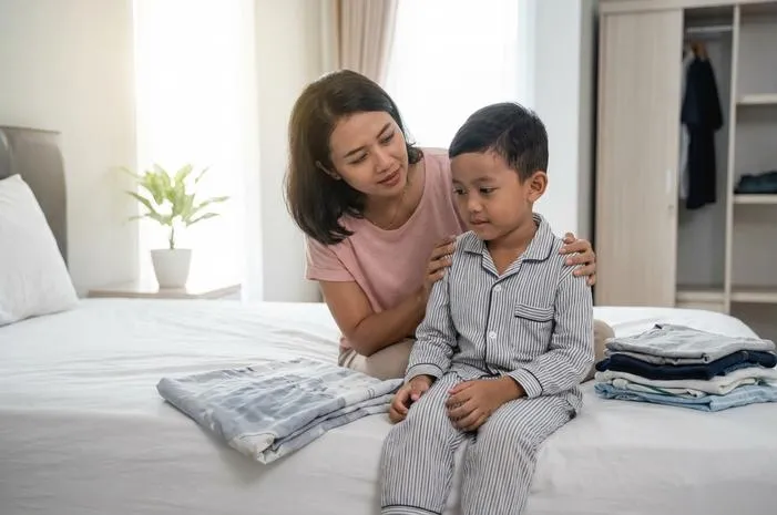 Kenali Gejala Enuresis dan Cara Mengatasi Anak Ngompol