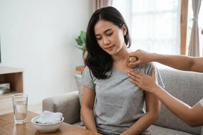 Jangan Asal Kerokan Bagian Depan Cek Risiko Bahayanya