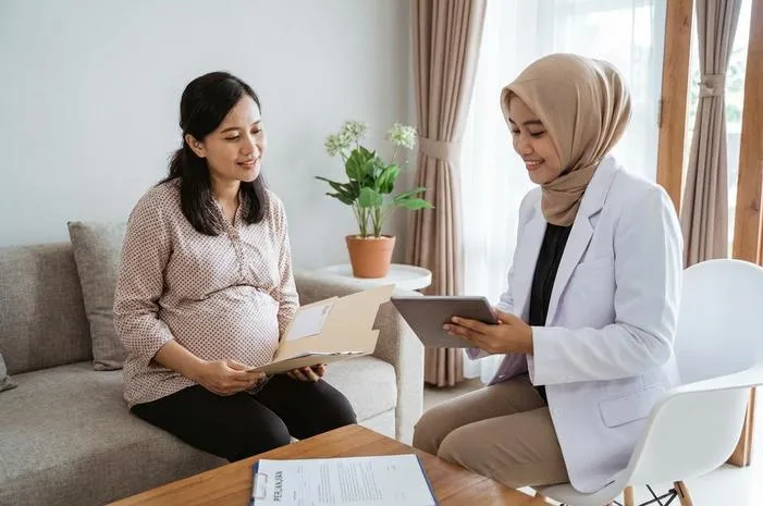 Kenali Surrogate Mother dan Legalitas Hukum di Indonesia