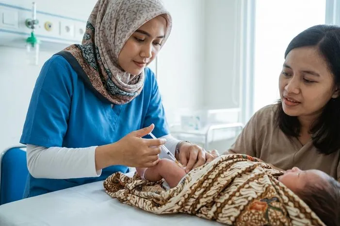 Vaksin HB 0: Lindungi Bayi dari Hepatitis B!
