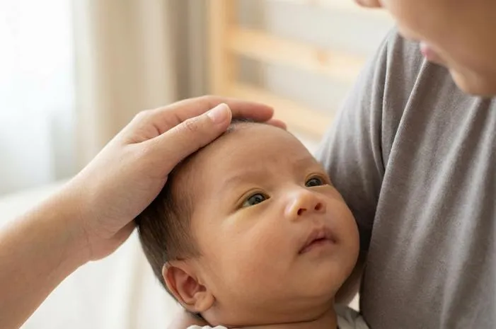 Mata Bayi Kuning Normal? Kapan Harus Waspada!