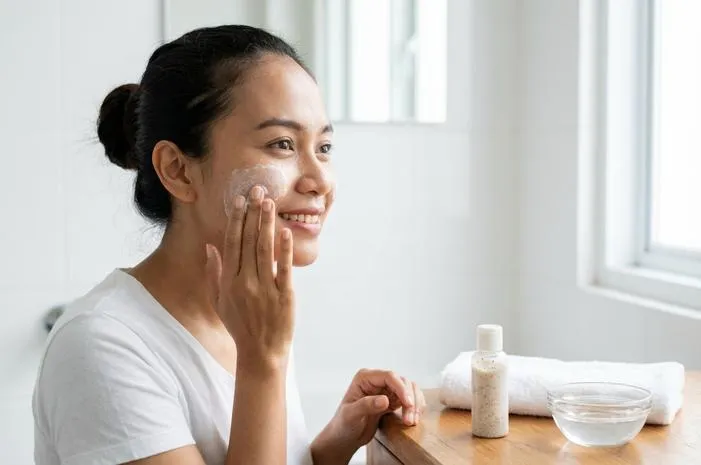 Urutan Eksfoliasi Wajah? Ini Cara Mudah dan Benar!