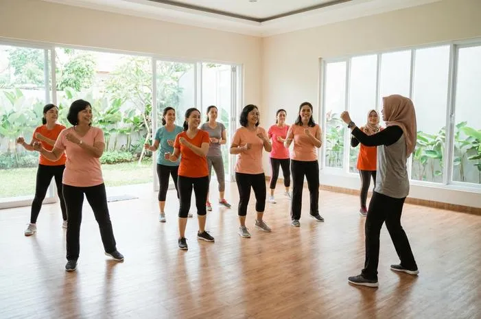 Sanggar Senam: Kelas Asyik, Bikin Tubuh Fit, Hati Gembira