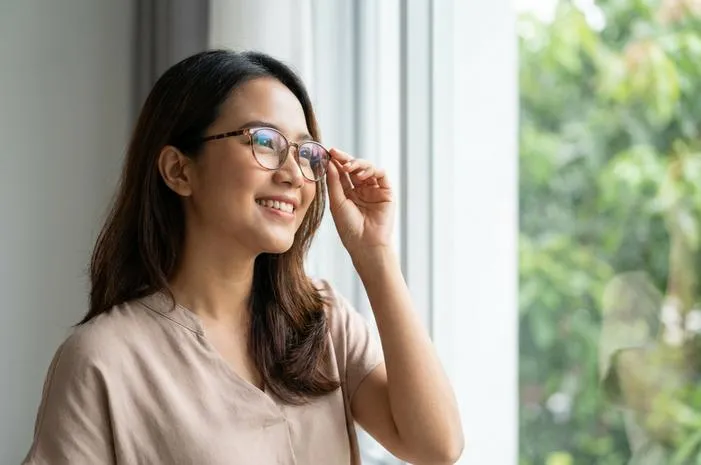 Eyeboost: Vitamin Mata Alami, Sehatkan dan Lindungi Penglihatan