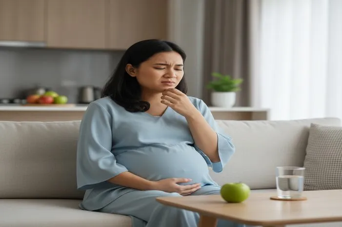 Mulut Pahit Saat Hamil? Ini Penyebab dan Cara Mengatasinya