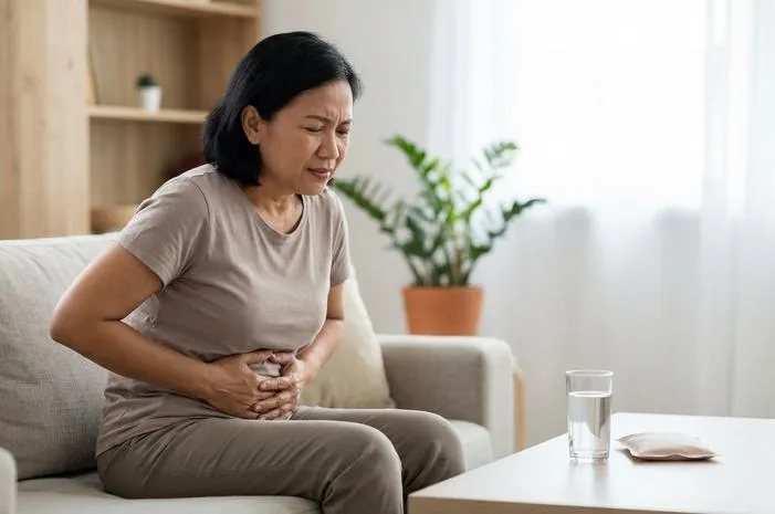 Sakit Perut Melilit Hilang Timbul? Ini Penyebab dan Cara Atasi!