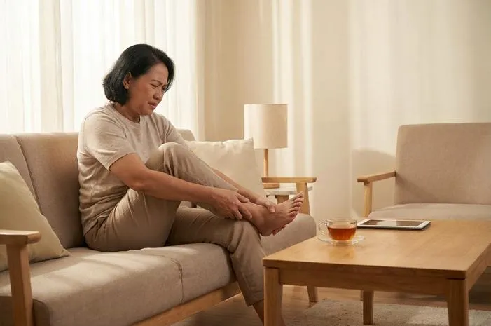 Kaki Sakit Sebelah Kanan: Penyebab dan Cara Mengatasi