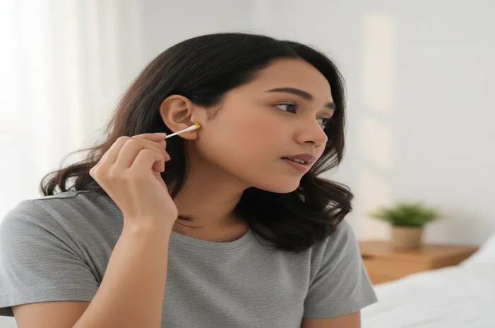 Cara Aman Bersihkan Telinga Kotor Agar Tidak Tersumbat