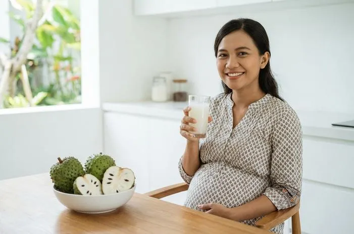 Jus Sirsak Ibu Hamil: Redakan Mual, Imun Kuat, Janin Sehat